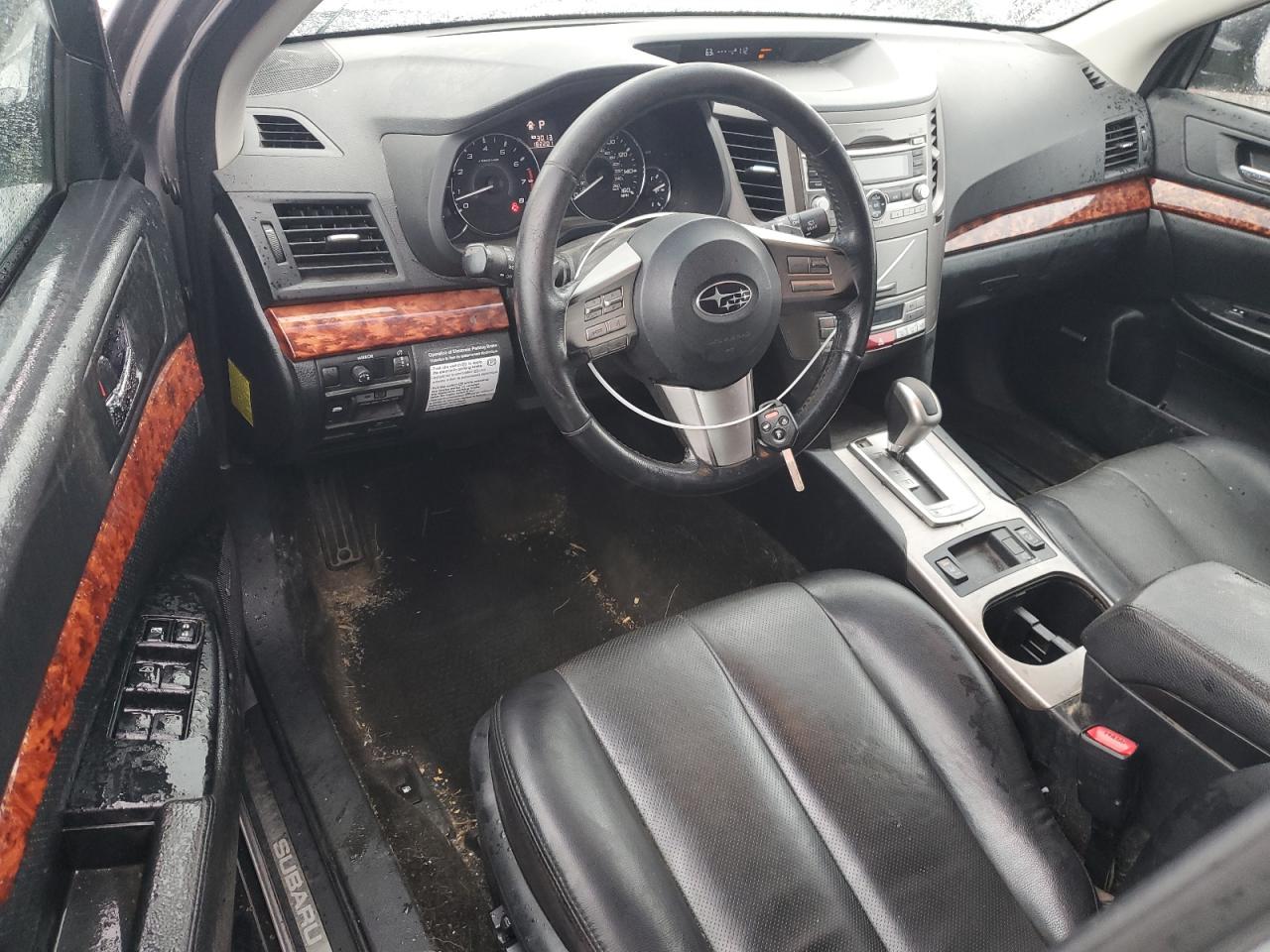 2011 Subaru Outback - Image 8