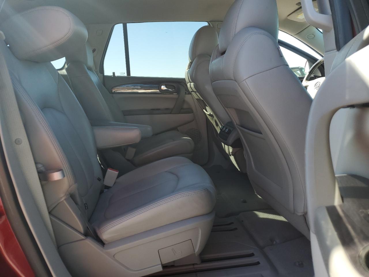 2015 Buick Enclave - Image 11
