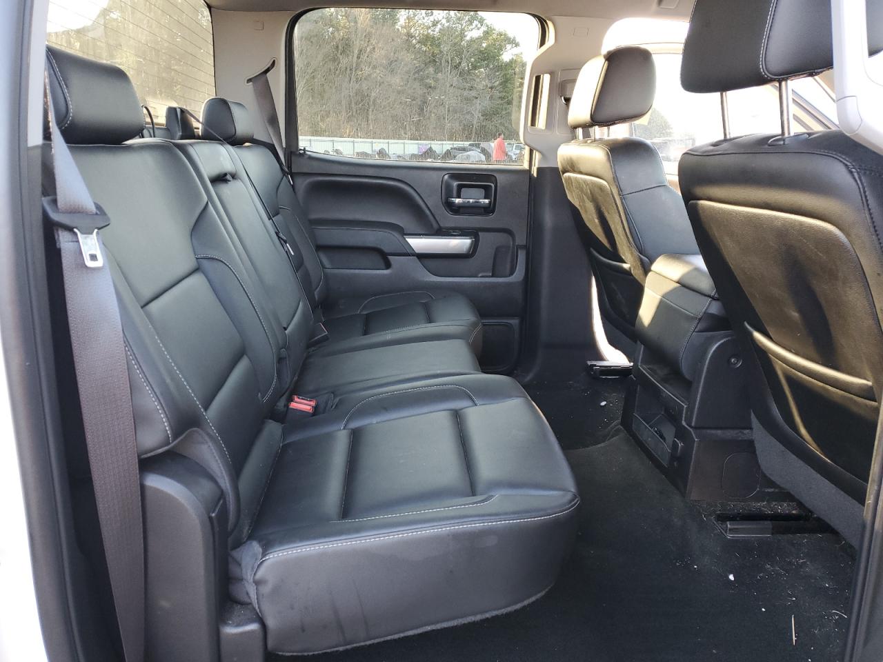 2014 Chevrolet Silverado - Image 11