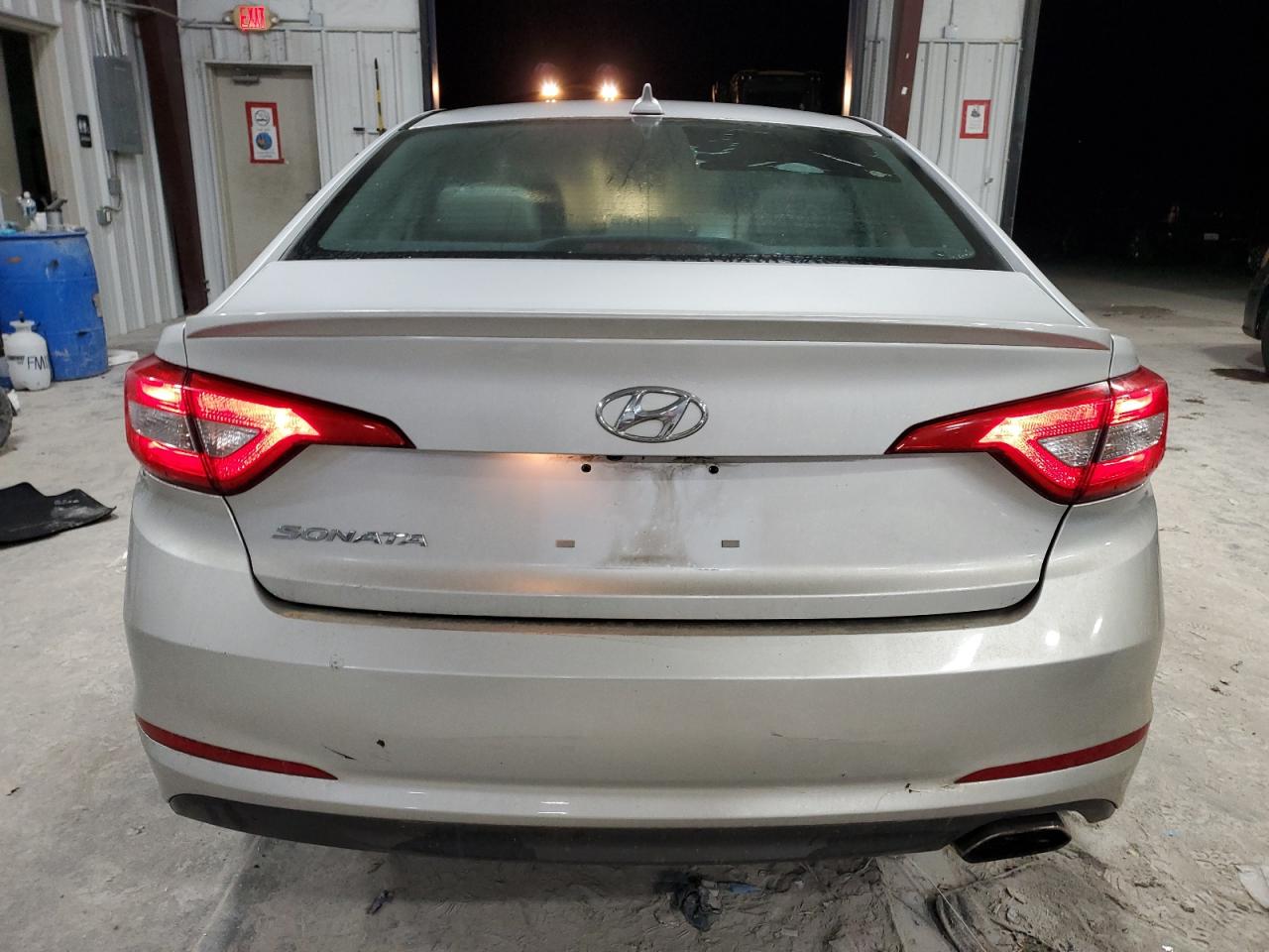 2015 Hyundai Sonata - Image 6
