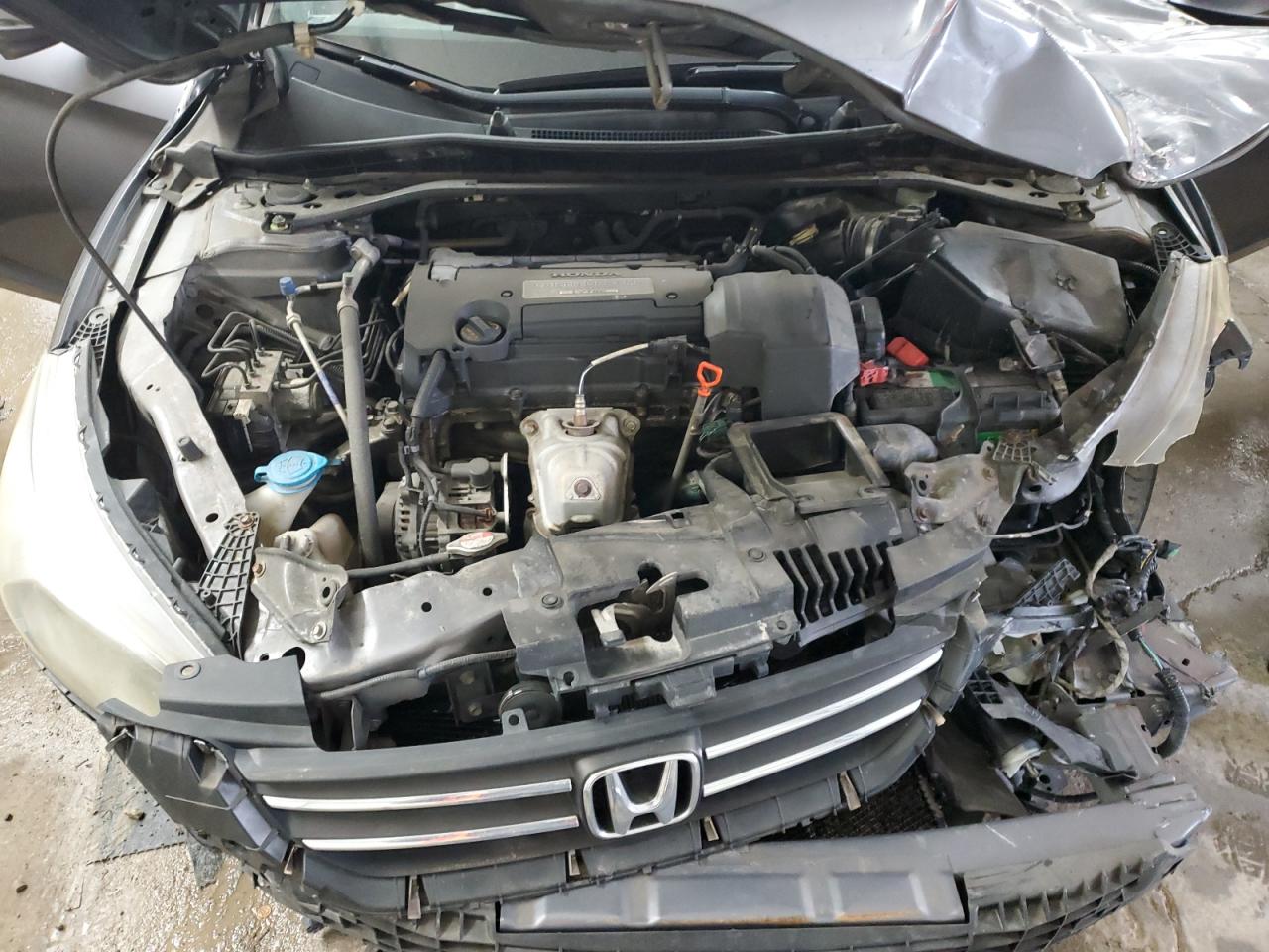 2013 Honda Accord - Image 11