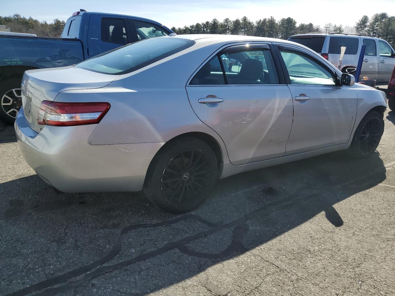 2011 Toyota Camry - Image 3