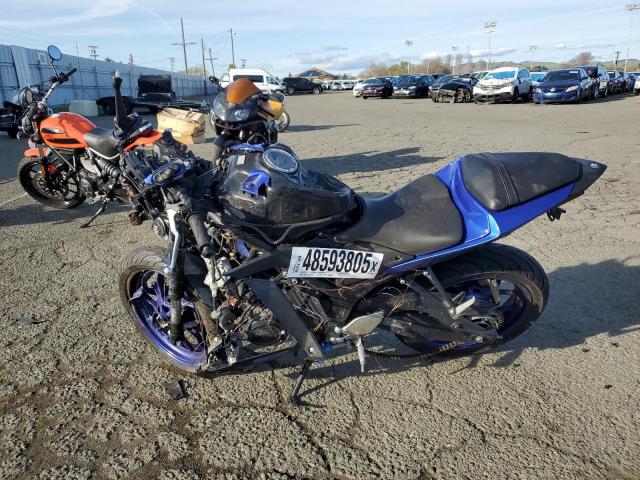 2022 YAMAHA YZFR3 A