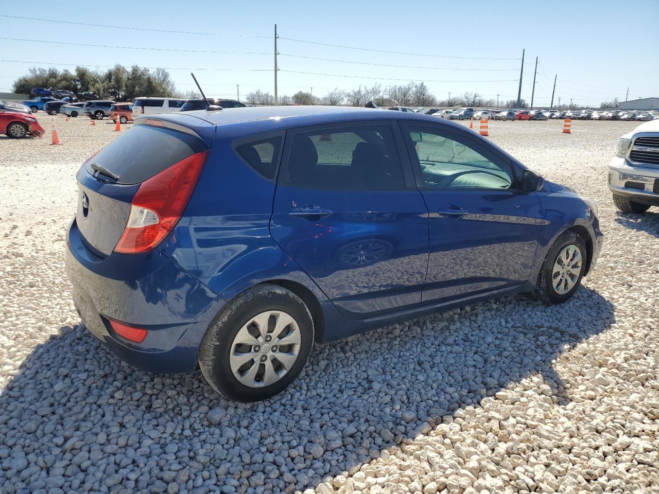 2016 Hyundai Accent - Image 3