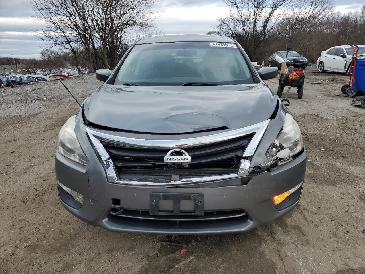 2015 Nissan Altima - Image 5