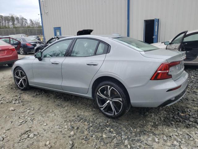  VOLVO S60 CORE 2024 Szary