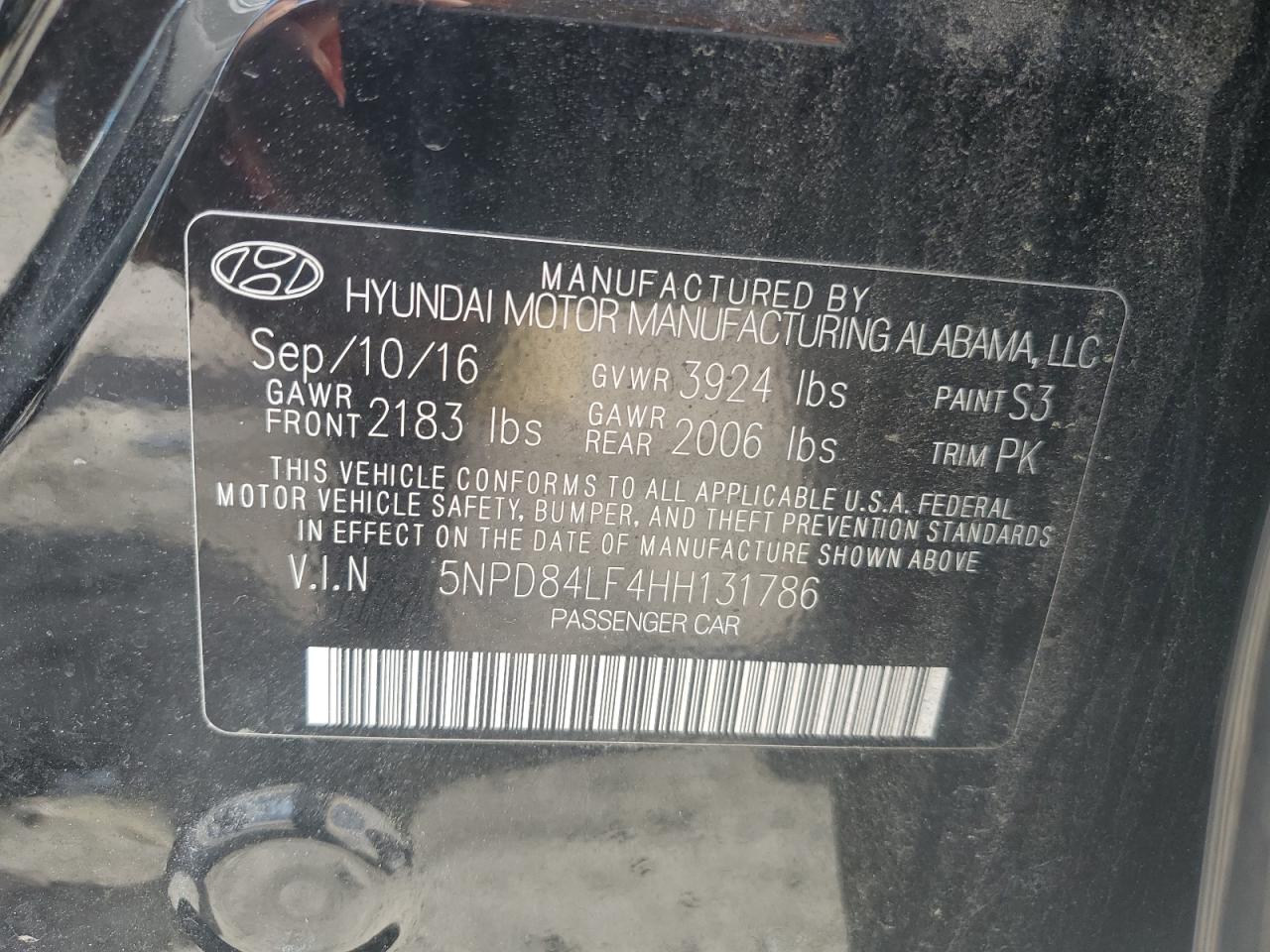 2017 Hyundai Elantra - Image 12