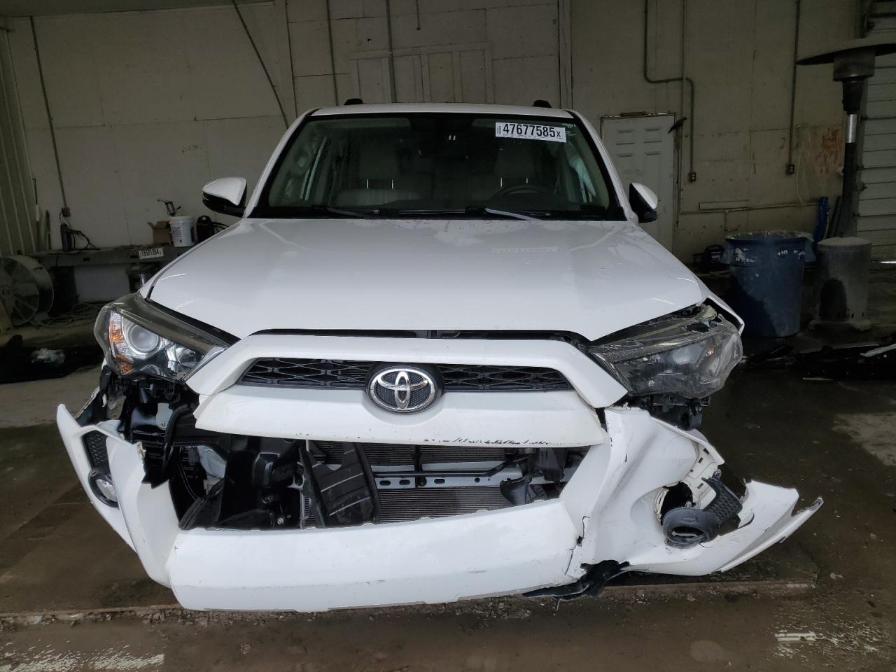 2019 Toyota 4Runner - Image 5
