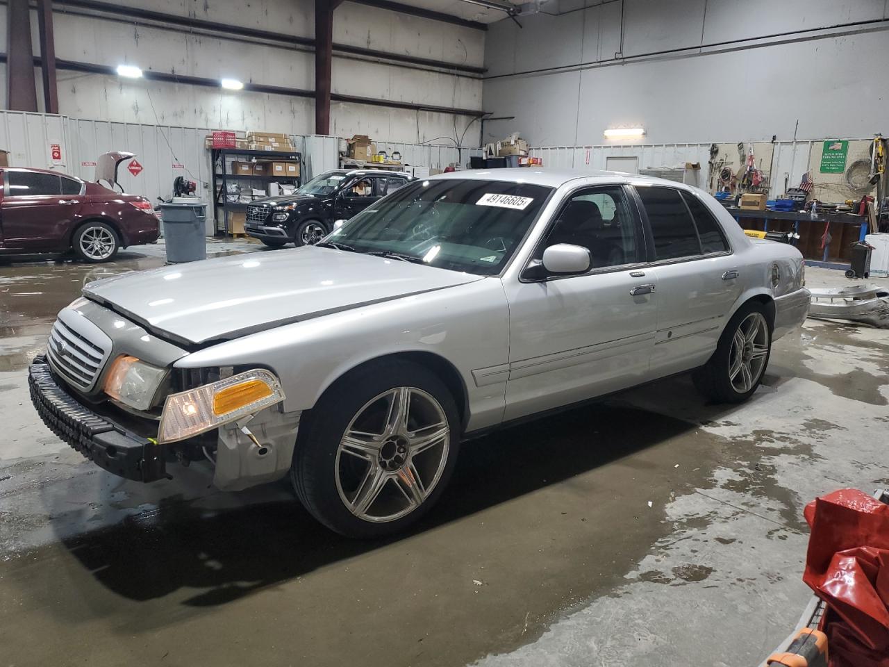 2003 FORD CROWN VIC
