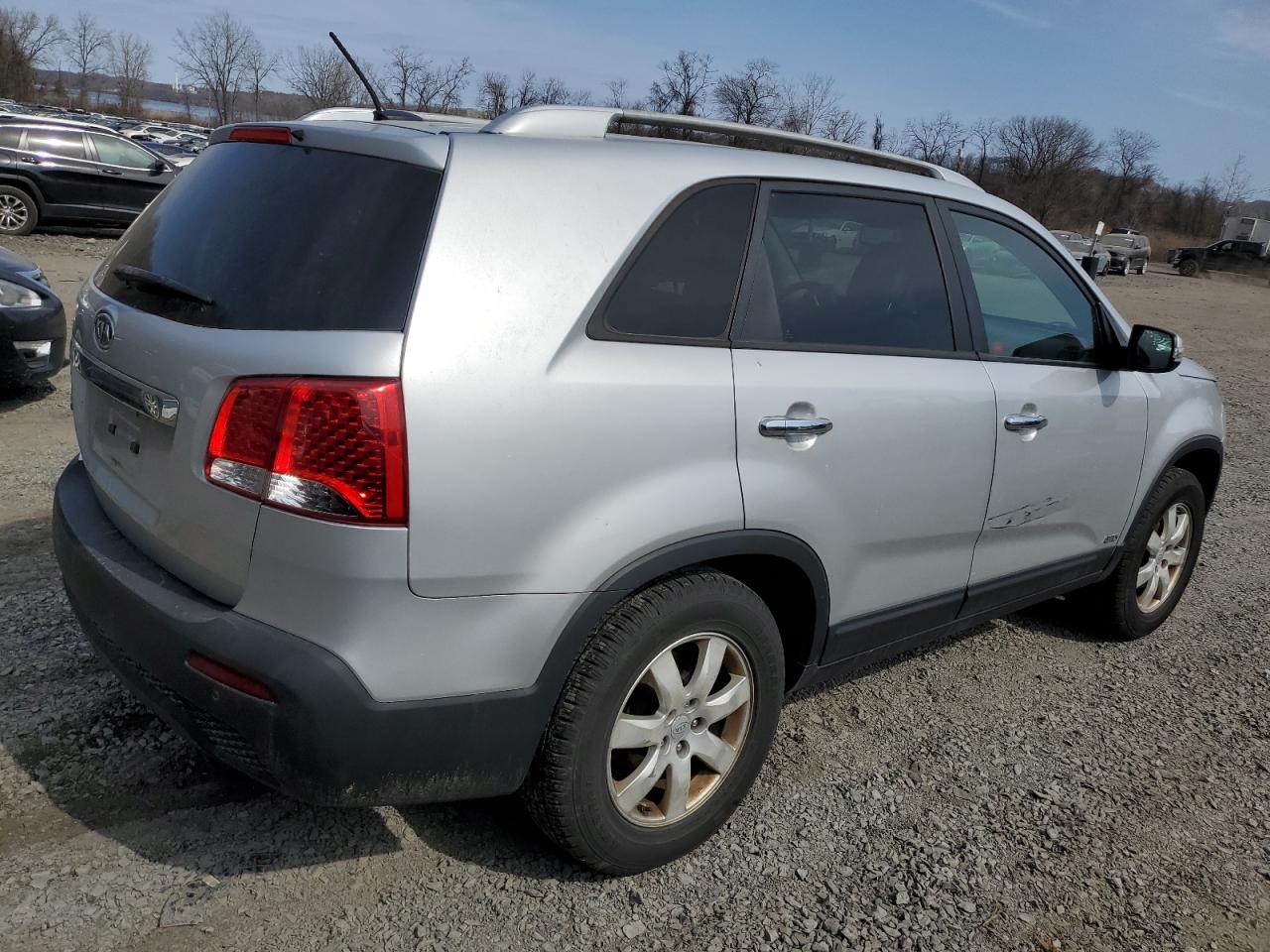 2011 Kia Sorento - Image 3