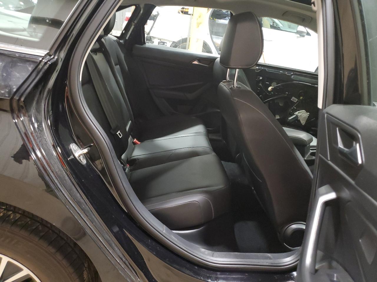2020 Volkswagen Jetta - Image 10