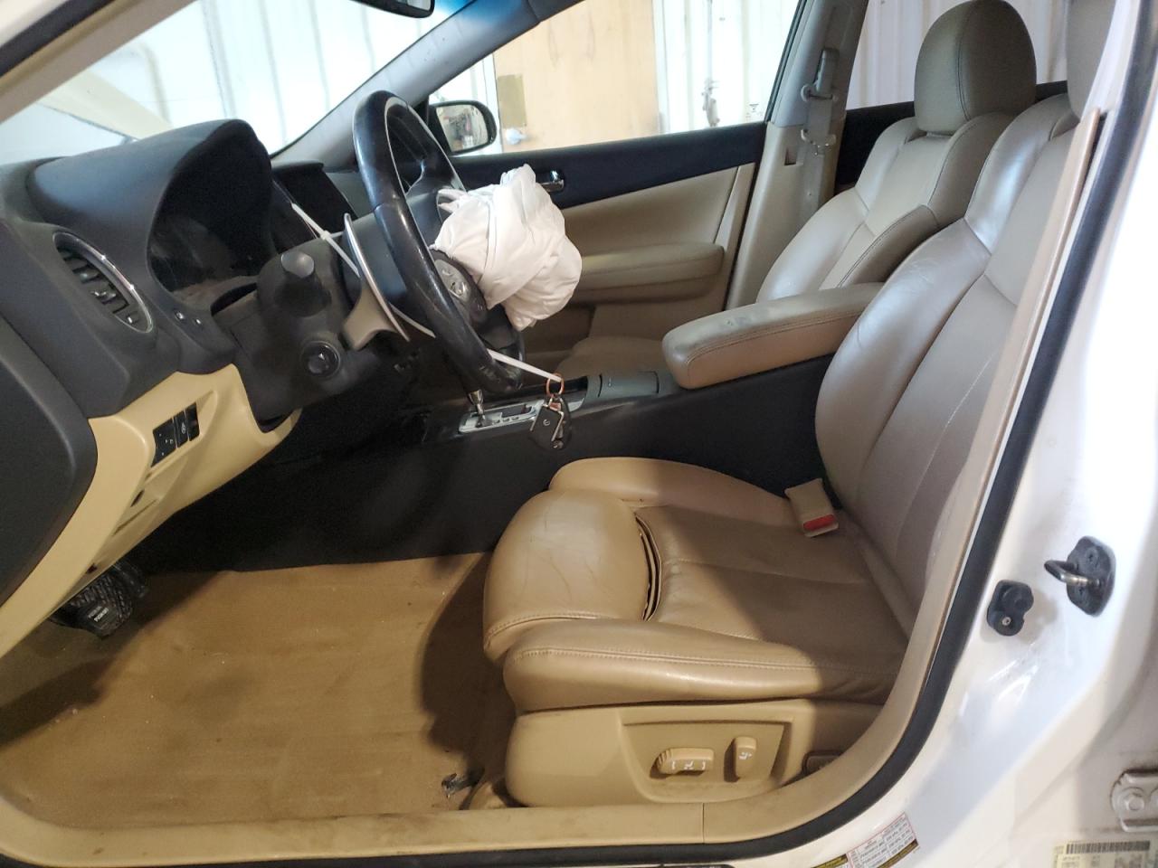 2010 Nissan Maxima - Image 7