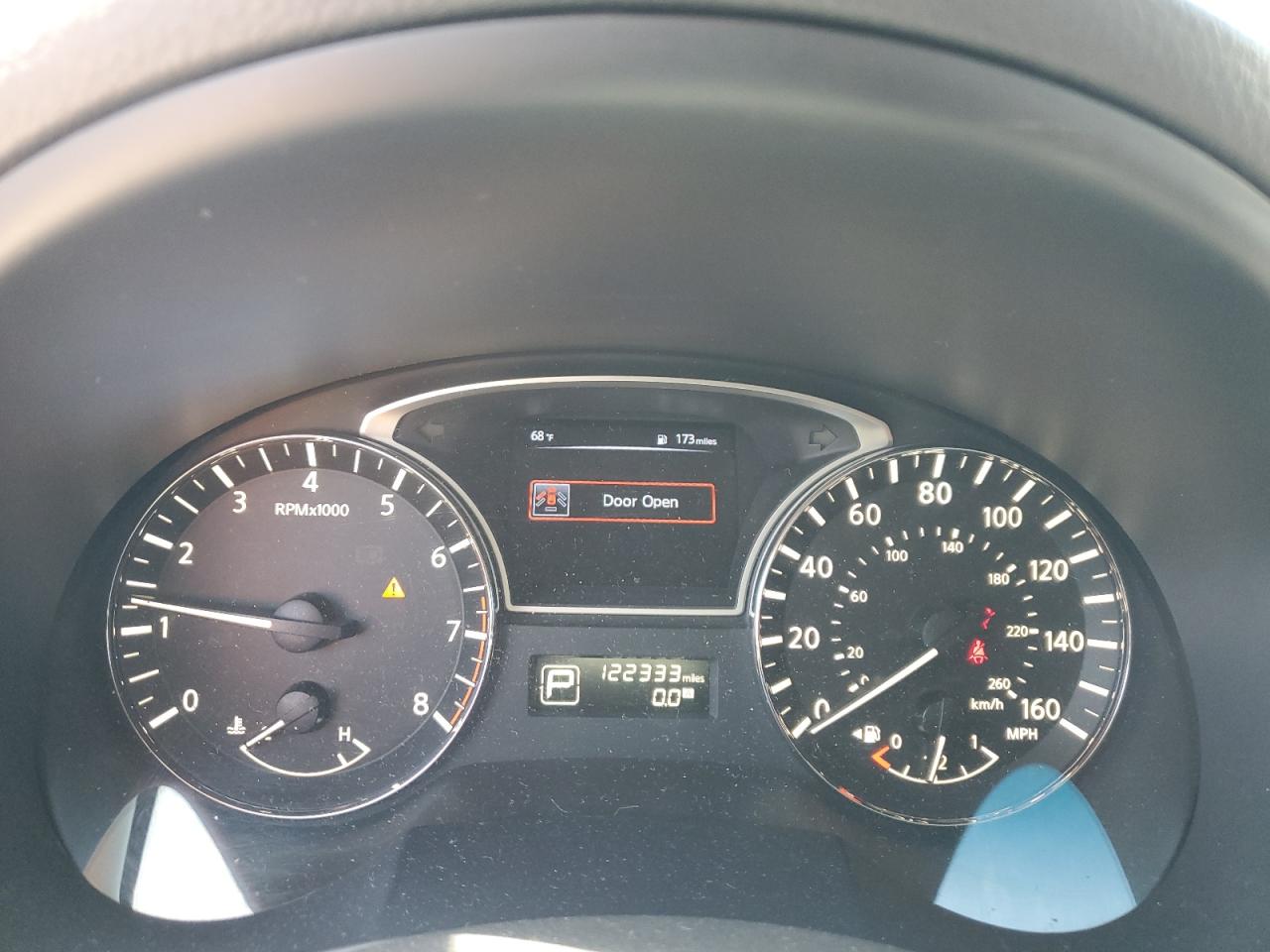 2015 Nissan Altima - Image 9