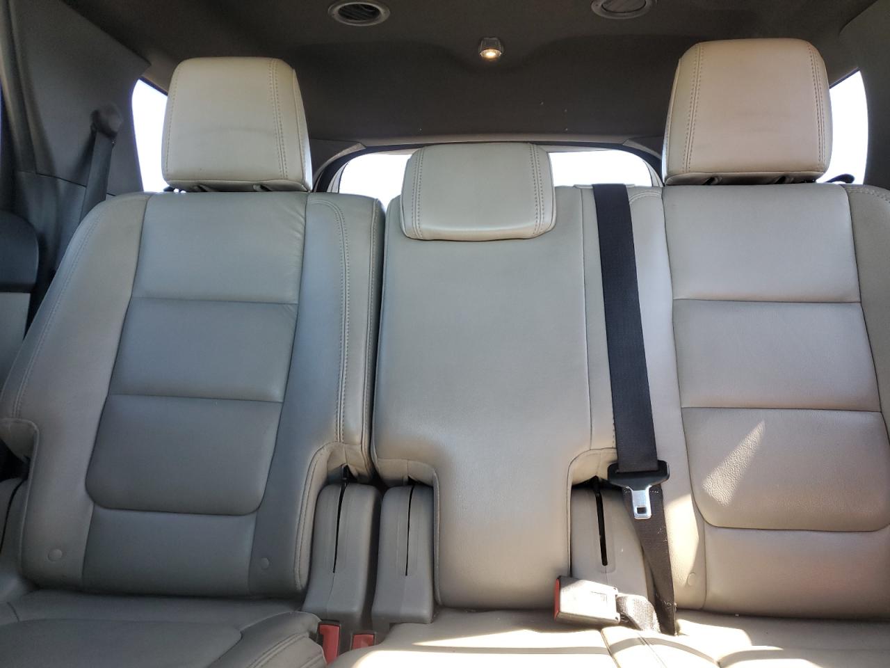 2012 Ford Explorer - Image 10