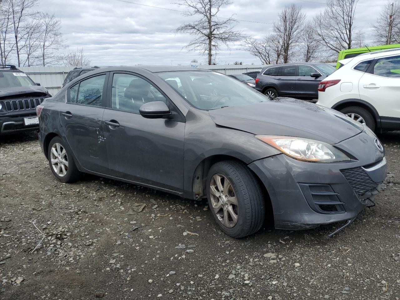 2010 Mazda 3 - Image 4