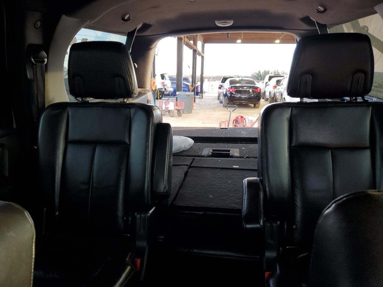 2010 Ford Expedition - Image 10