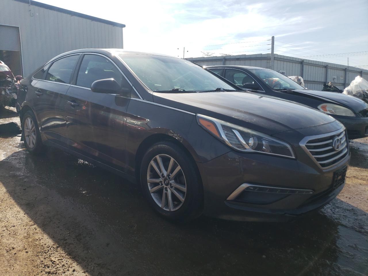 2015 Hyundai Sonata - Image 4