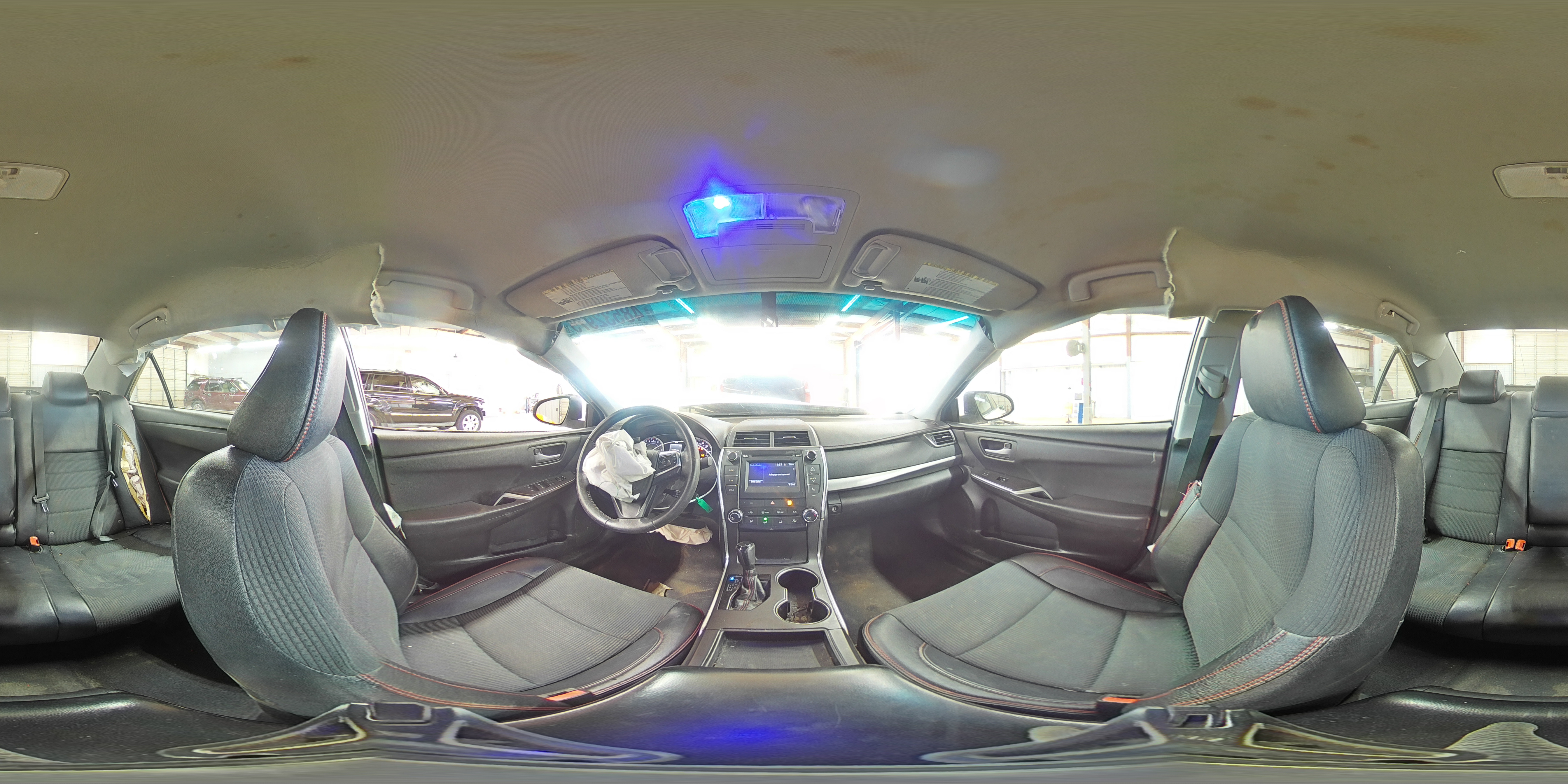 2017 Toyota Camry - Image 12