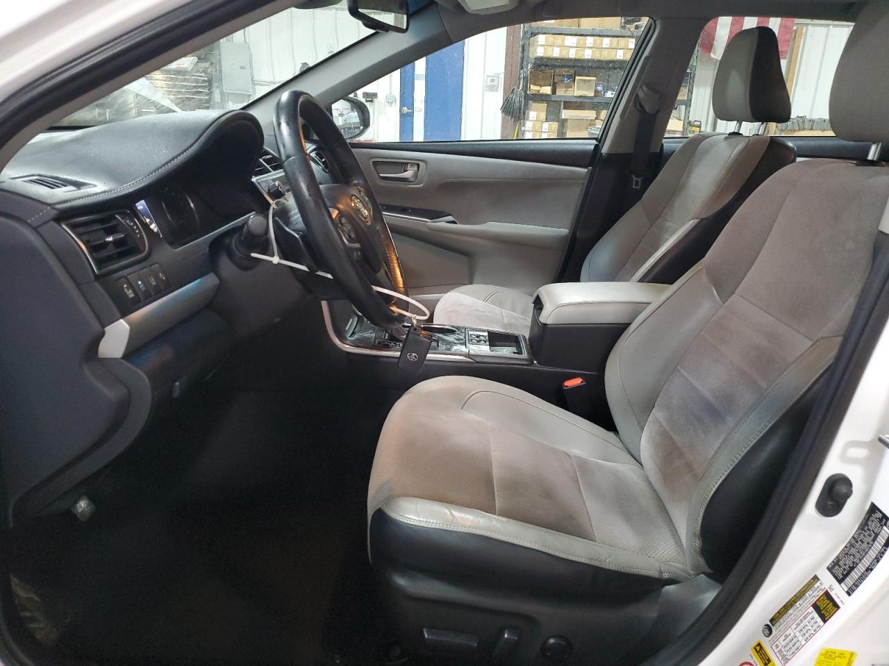 2015 Toyota Camry - Image 7