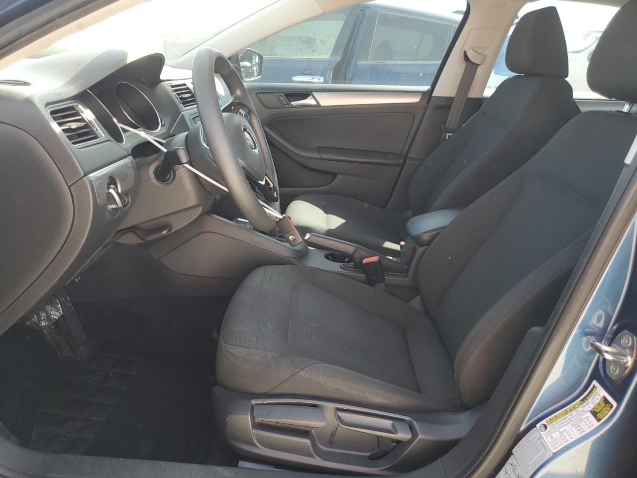 2015 Volkswagen Jetta - Image 7