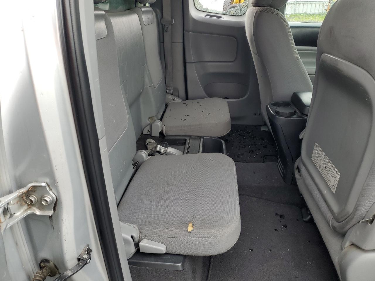 2013 Toyota Tacoma - Image 10