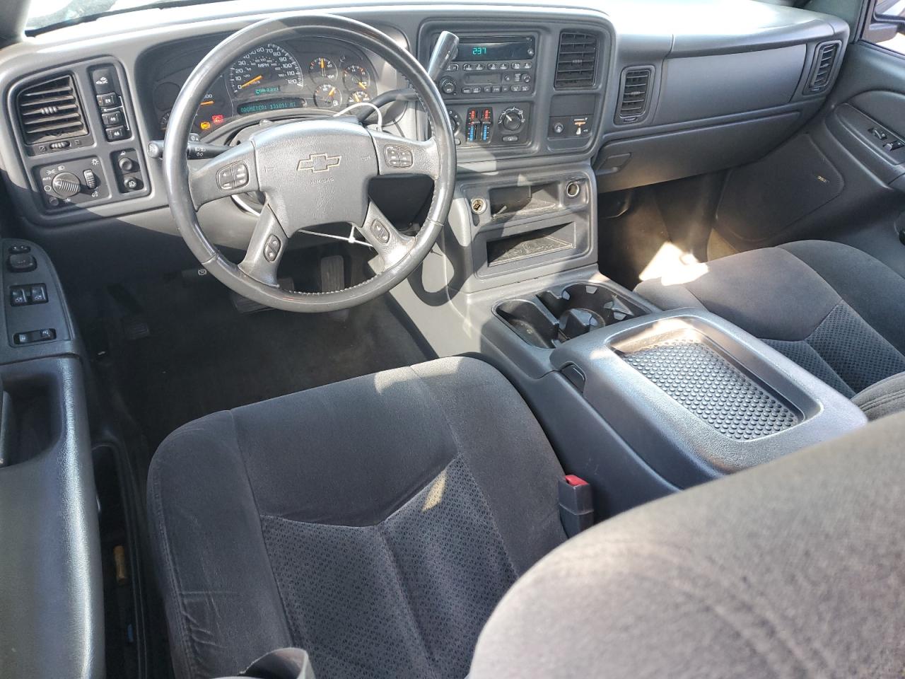 2005 Chevrolet Silverado - Image 8