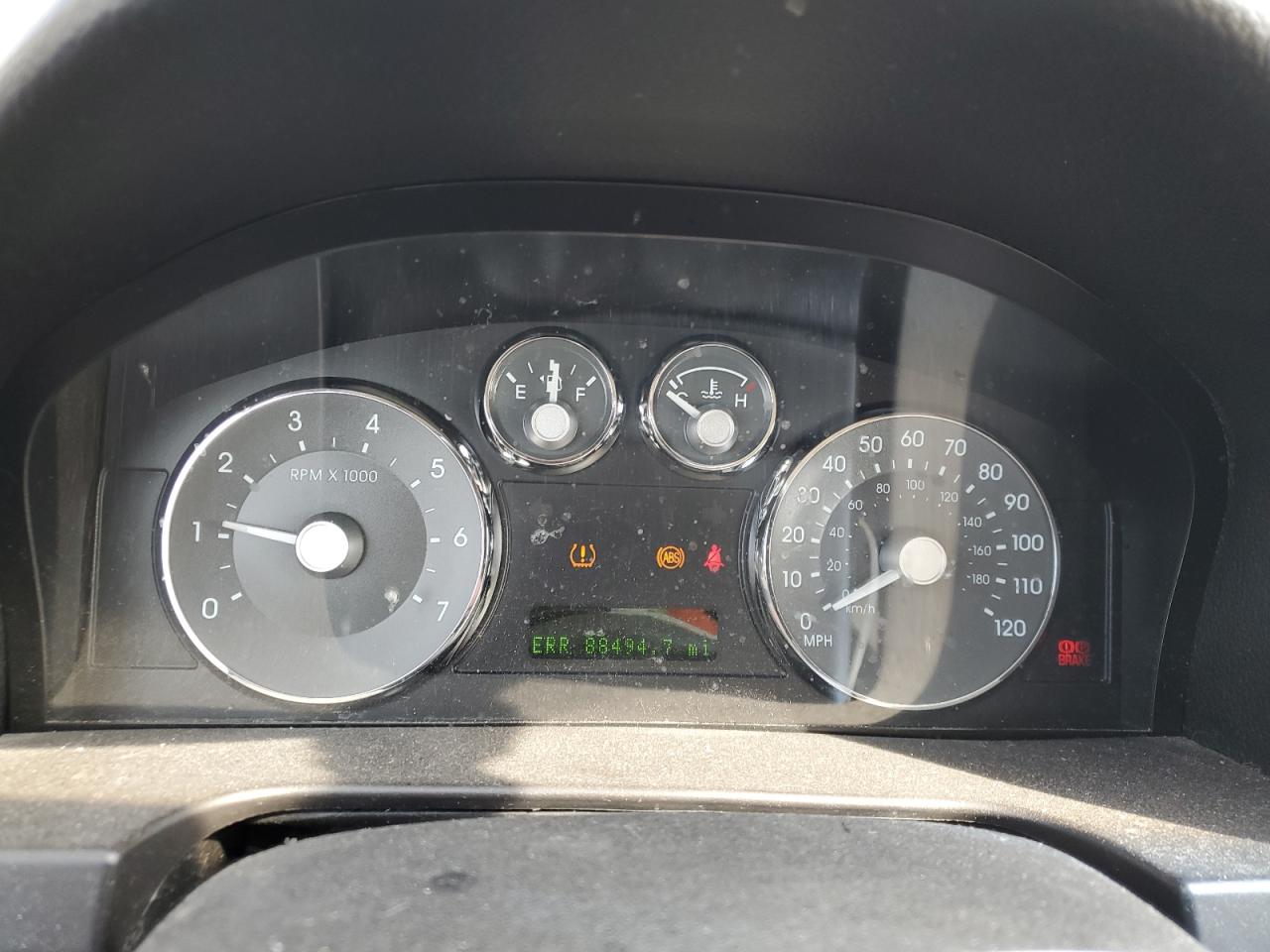 2009 Mercury Milan - Image 9