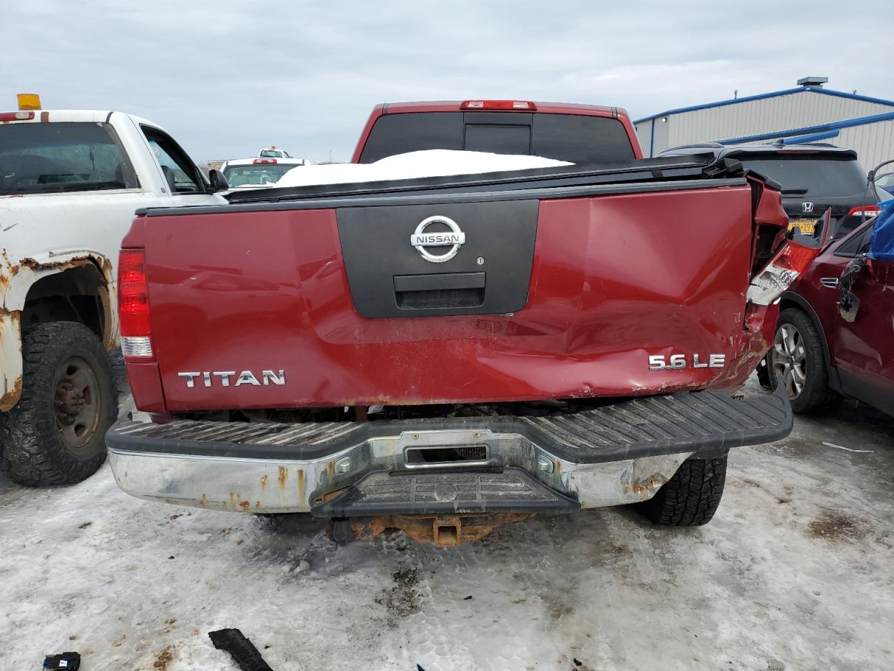 2004 Nissan Titan - Image 6