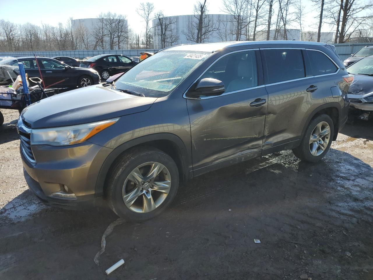 2014 Toyota Highlander - Image 1