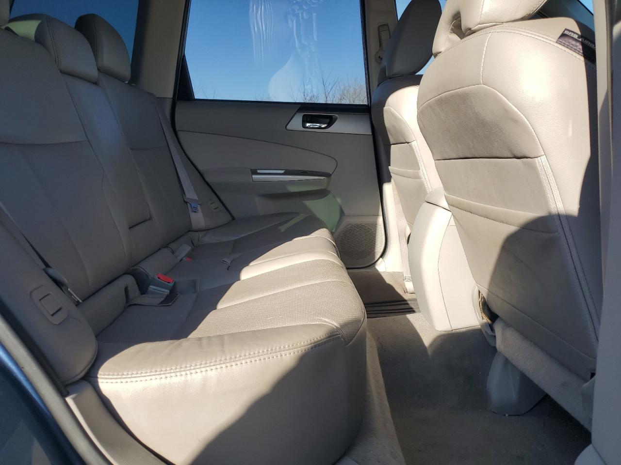 2009 Subaru Forester - Image 11
