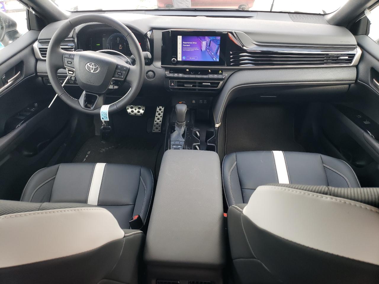 2025 Toyota Camry - Image 8