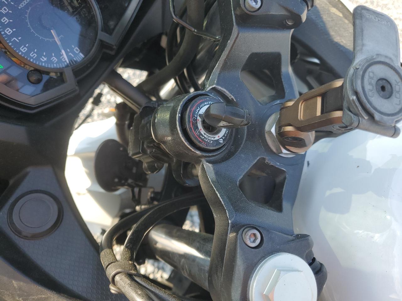 2023 Kawasaki Ex400 VIN: JKAEXKH17PDAR4615 Lot: 50763455