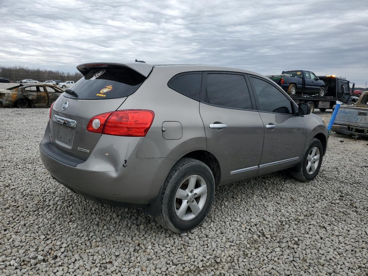 2012 Nissan Rogue - Image 3