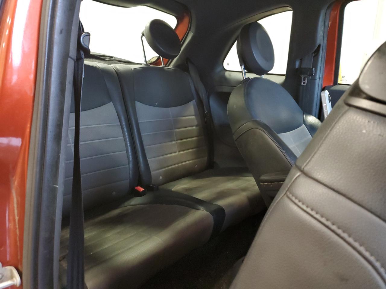 2012 Fiat 500 - Image 9