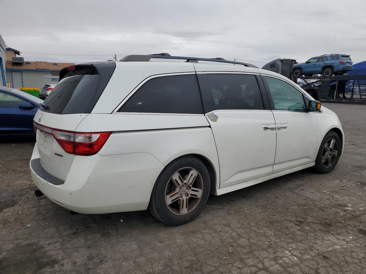 2012 Honda Odyssey - Image 3