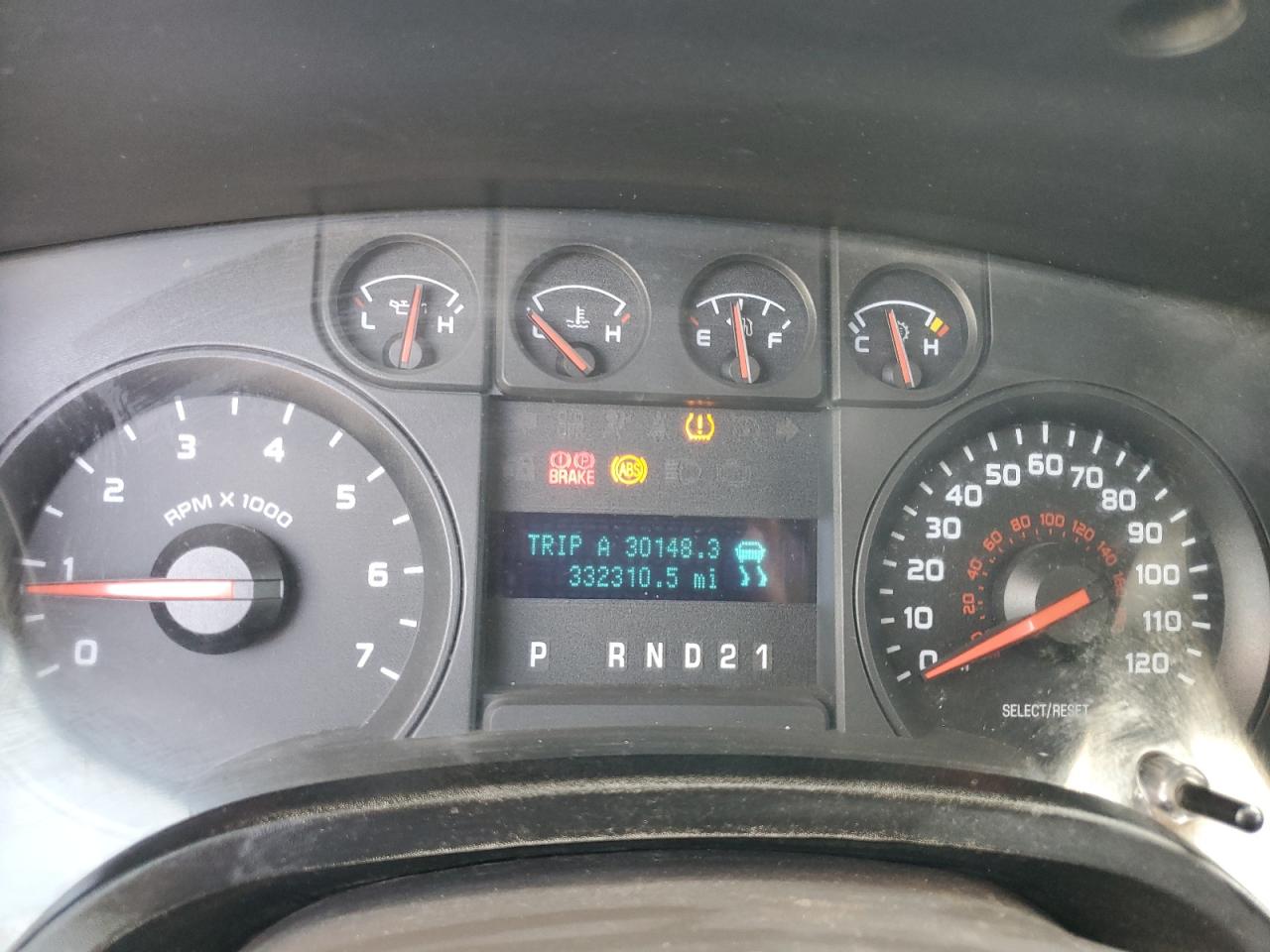 2010 Ford F-150 - Image 9