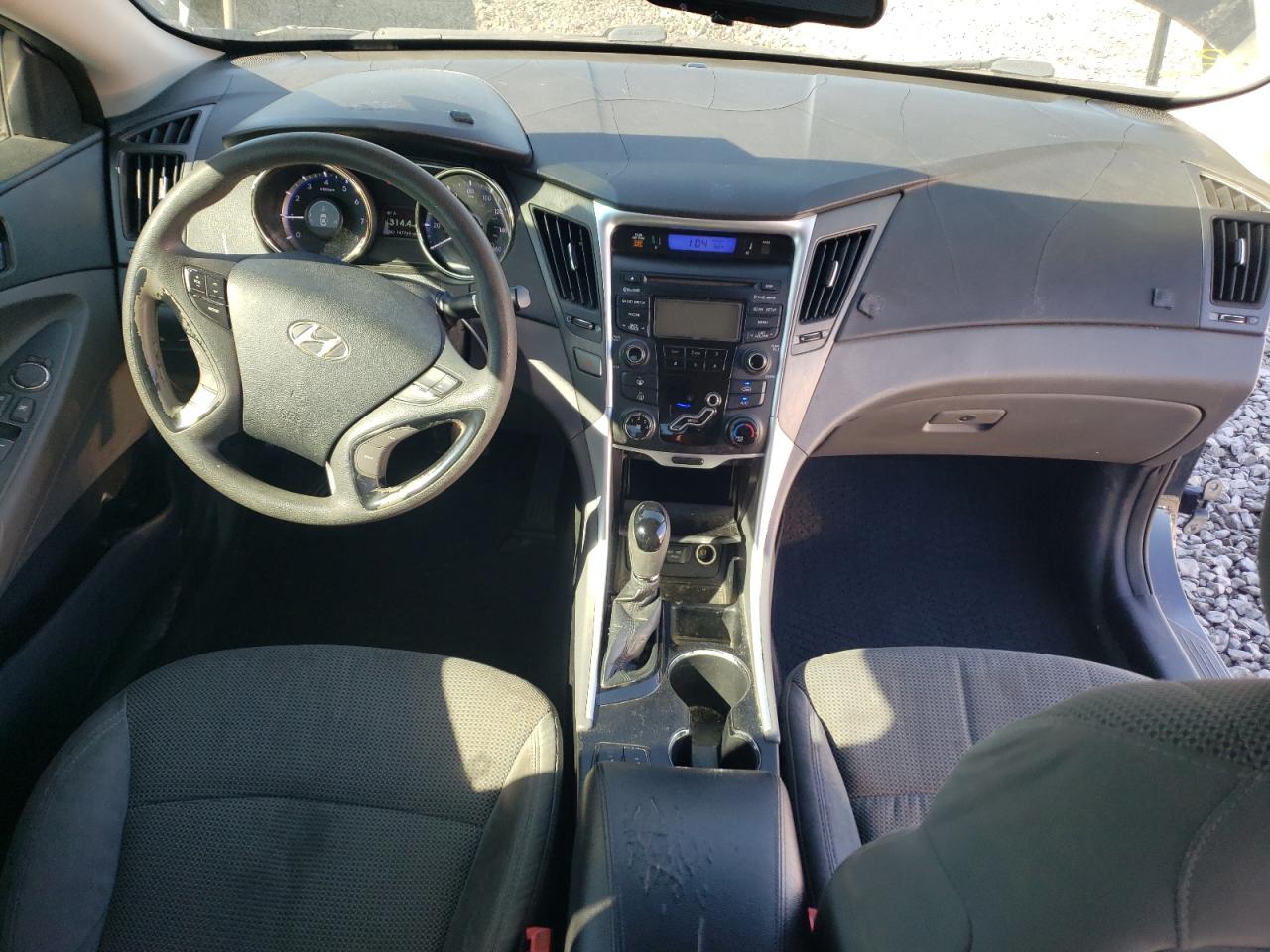 2013 Hyundai Sonata - Image 8