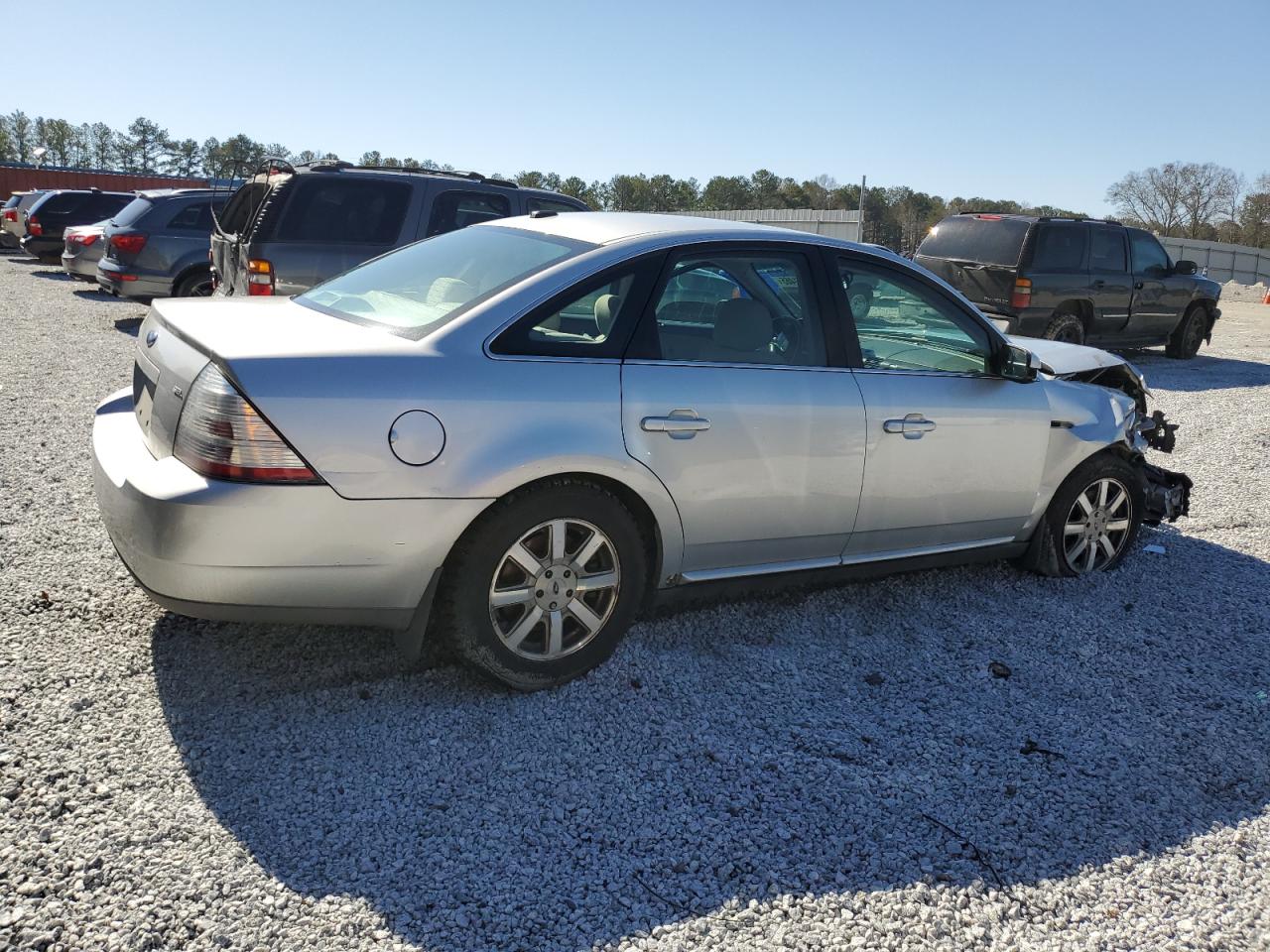2009 Ford Taurus - Image 3
