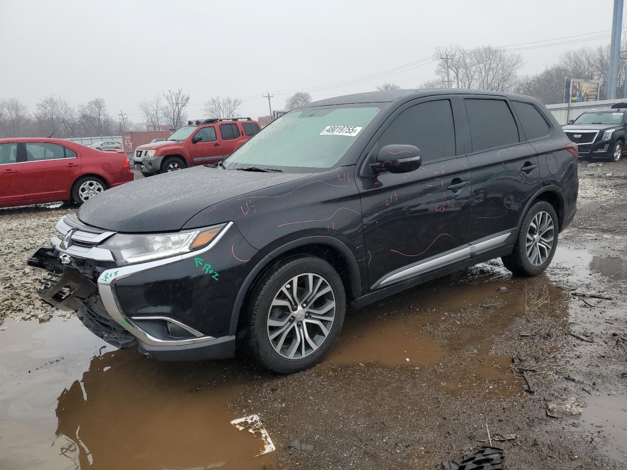 2017 Mitsubishi Outlander - Image 1