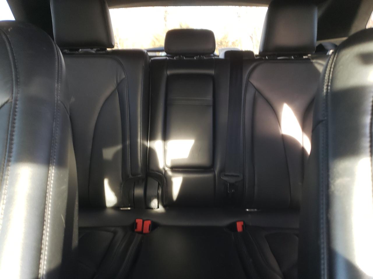 2015 Lincoln MKZ - Image 10