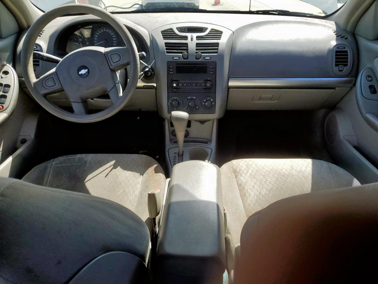 2005 Chevrolet Malibu - Image 8