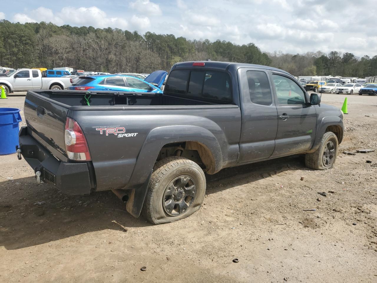 2009 Toyota Tacoma - Image 3