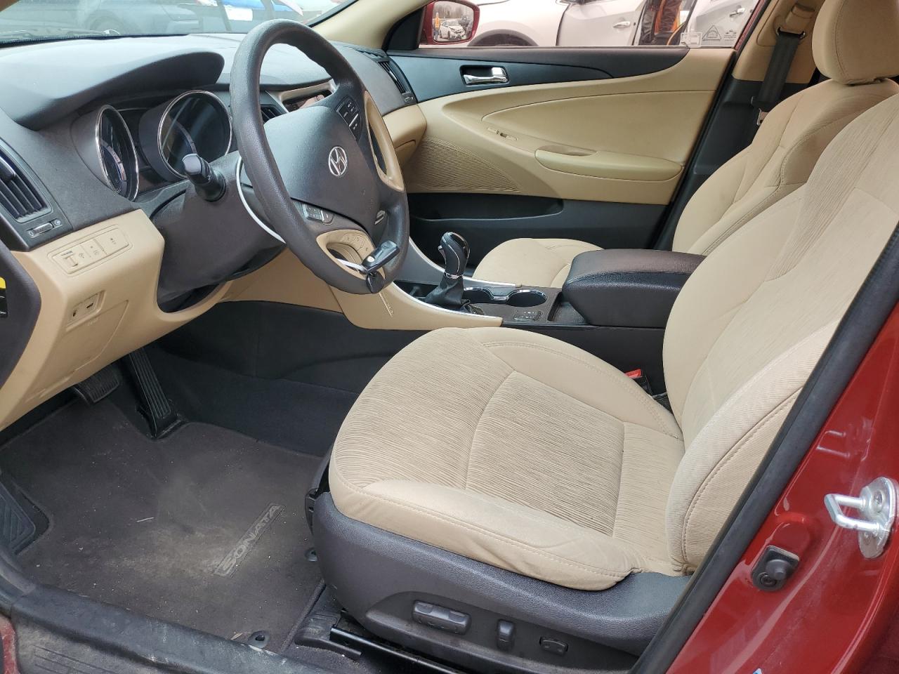 2014 Hyundai Sonata - Image 7