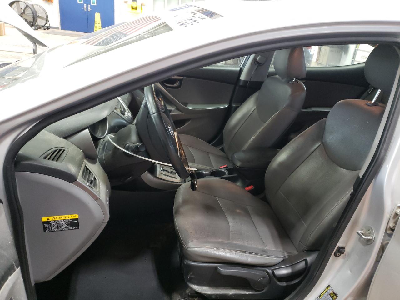 2012 Hyundai Elantra - Image 7