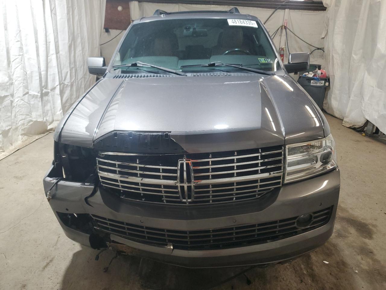 2014 Lincoln Navigator - Image 5