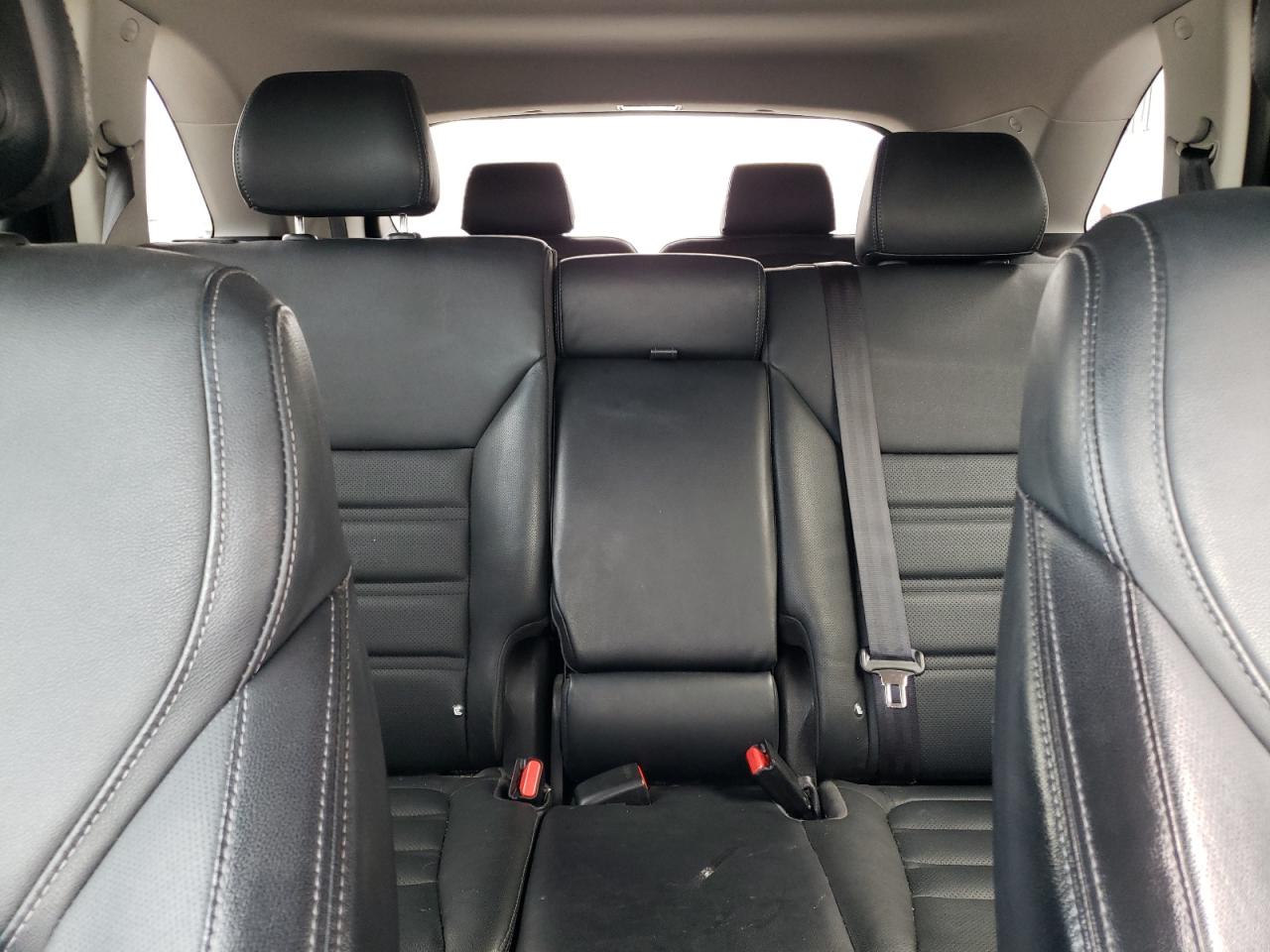2016 Kia Sorento - Image 10