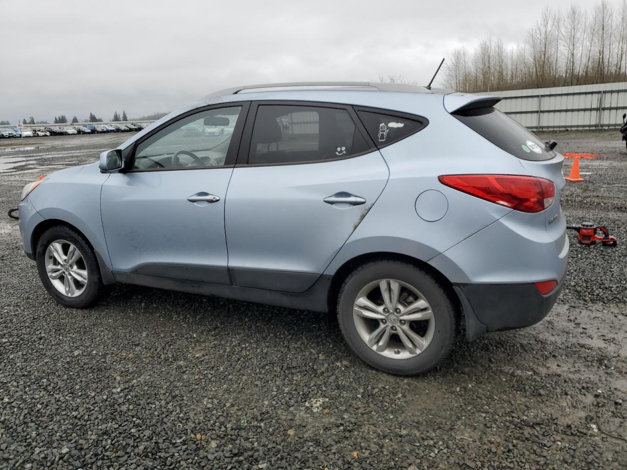 2011 Hyundai Tucson - Image 2