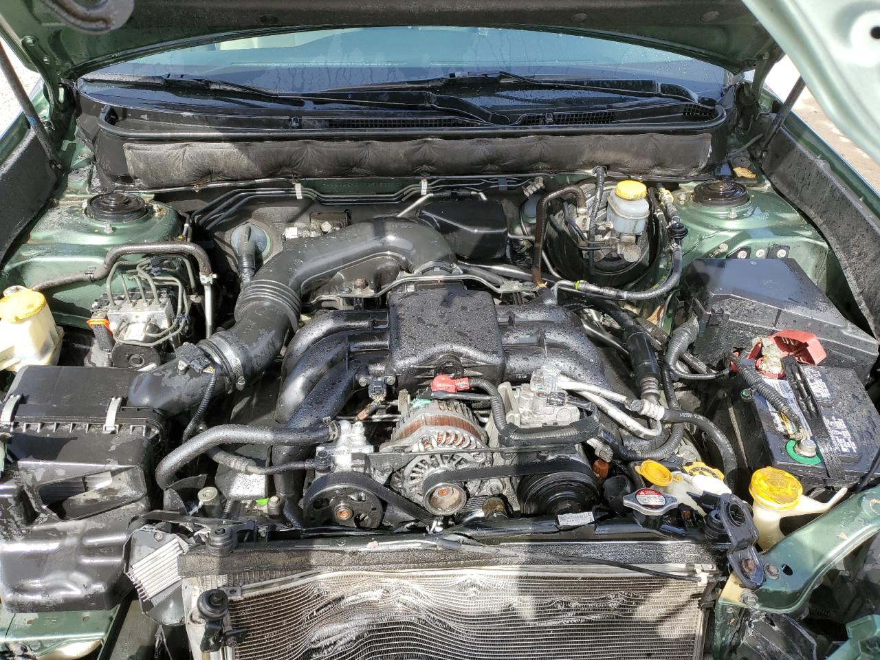2010 Subaru Outback - Image 12