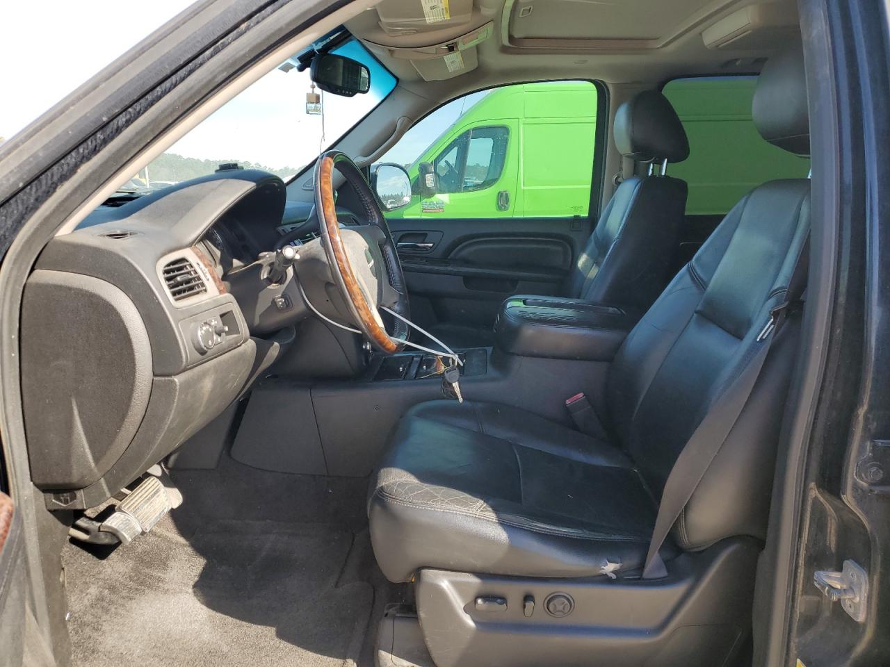 2012 GMC Yukon - Image 7