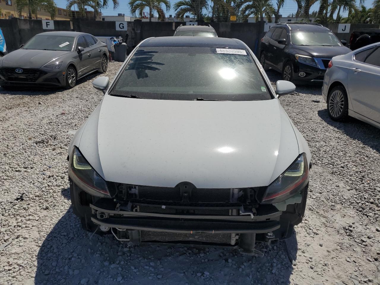 2017 Volkswagen GTI - Image 5
